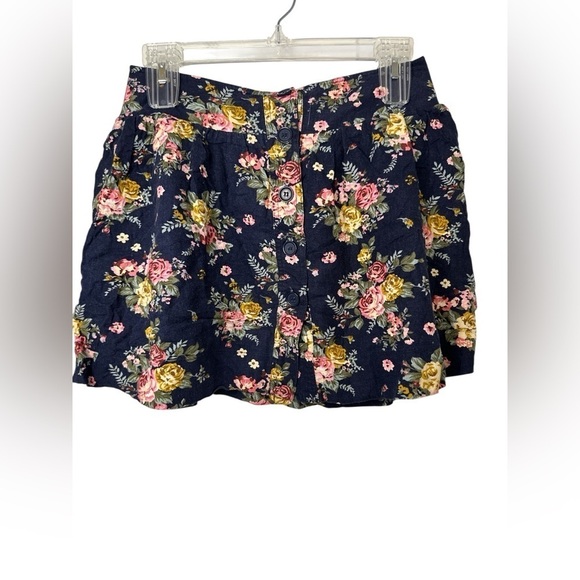 Forever 21 Dresses & Skirts - Forever 21 Floral Button-Up Mini Skirt Linen Blend Medium